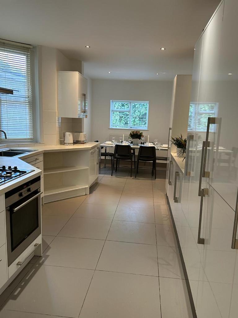 Spacious City London Apartments London Eye, Westminster, Big Ben, Vauxhall Station Esterno foto