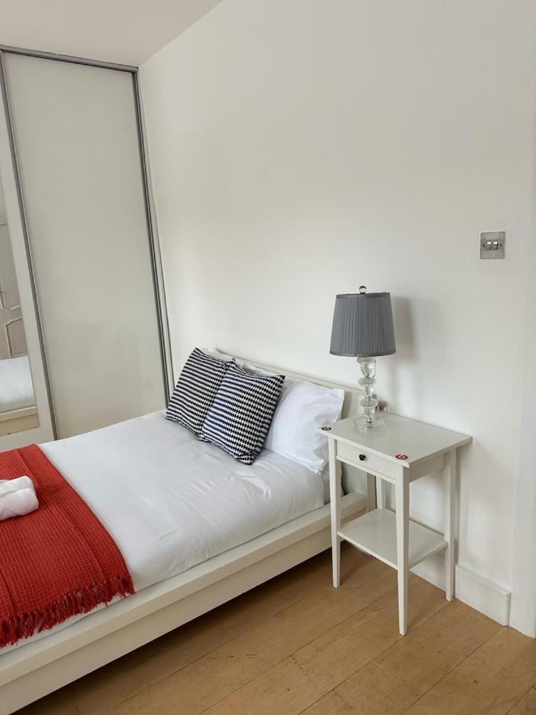 Spacious City London Apartments London Eye, Westminster, Big Ben, Vauxhall Station Esterno foto