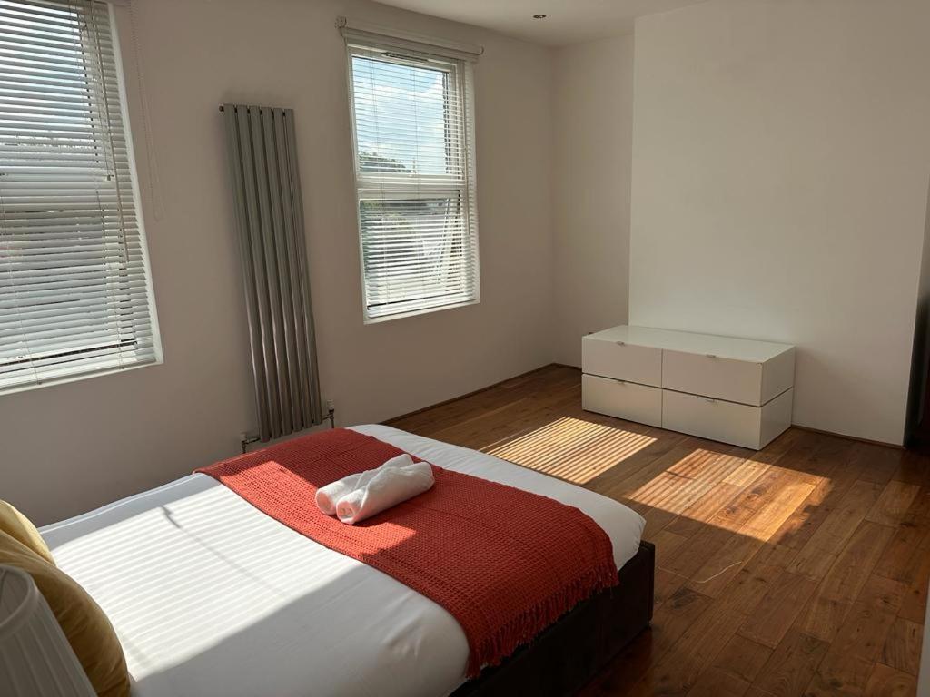 Spacious City London Apartments London Eye, Westminster, Big Ben, Vauxhall Station Esterno foto