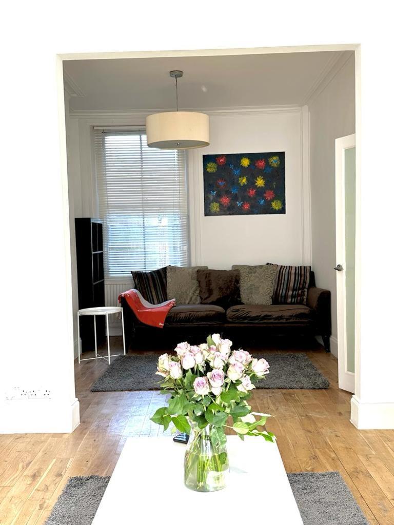 Spacious City London Apartments London Eye, Westminster, Big Ben, Vauxhall Station Esterno foto