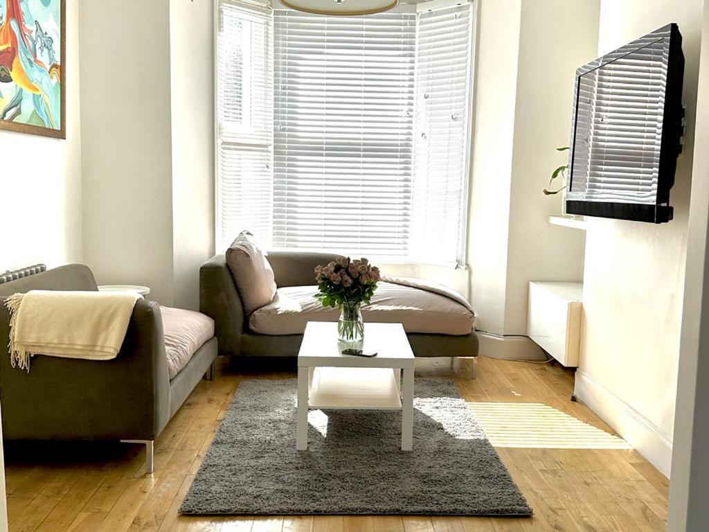 Spacious City London Apartments London Eye, Westminster, Big Ben, Vauxhall Station Esterno foto